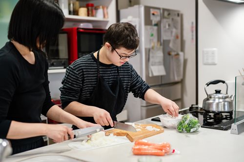 Autism Ontario - Youth Cooking Program (8-17) - Online